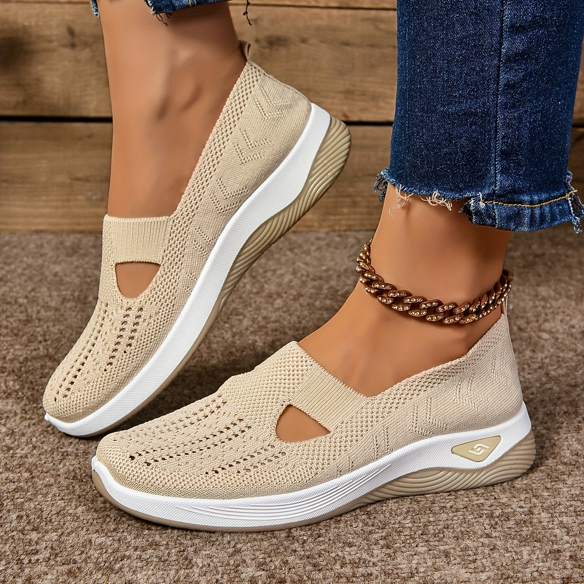 Creme / 43