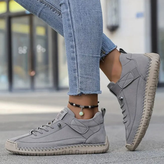 43 / Gris